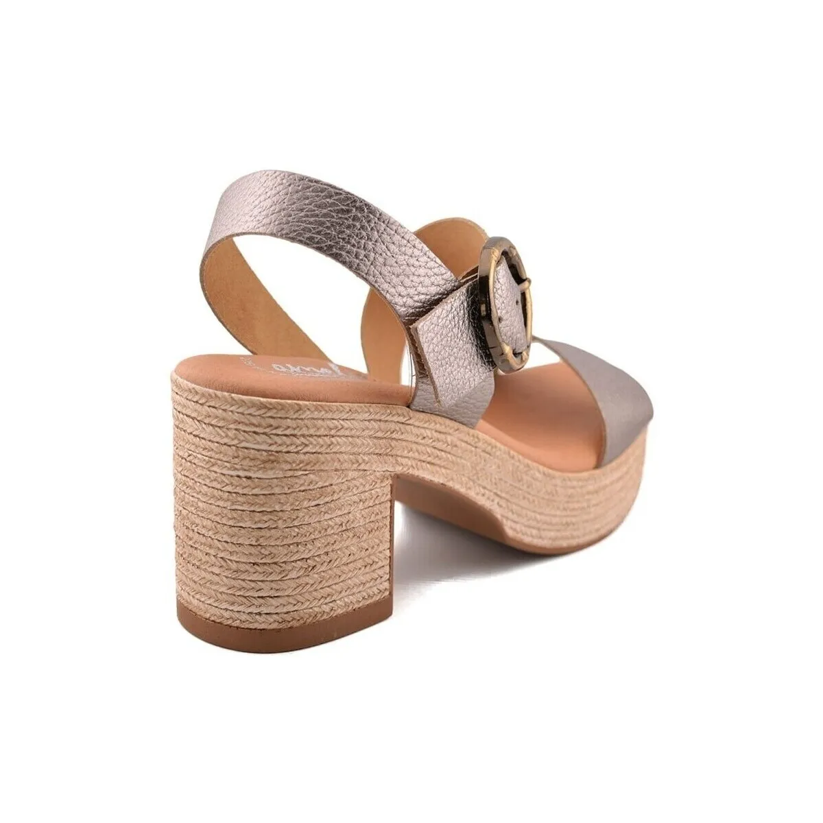 Sandalias de piel taupé con tacón alto by