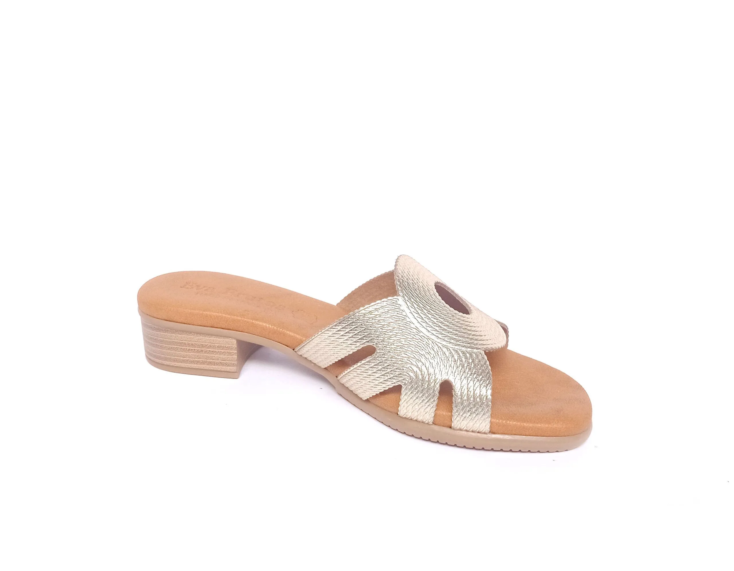 Sandalias zueco de tacón bajo EVA FRUTOS oro