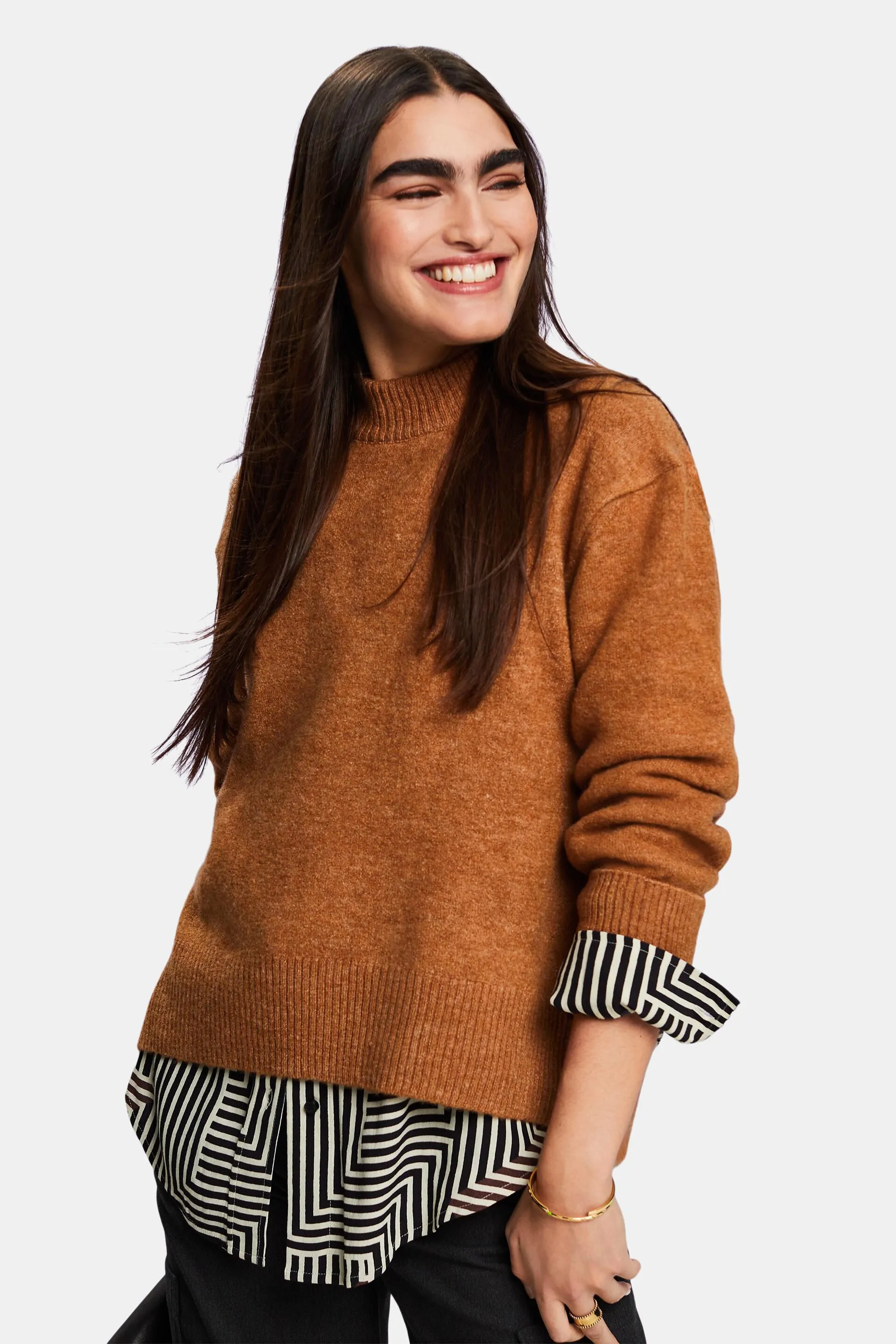 Sudadera con cuello alto