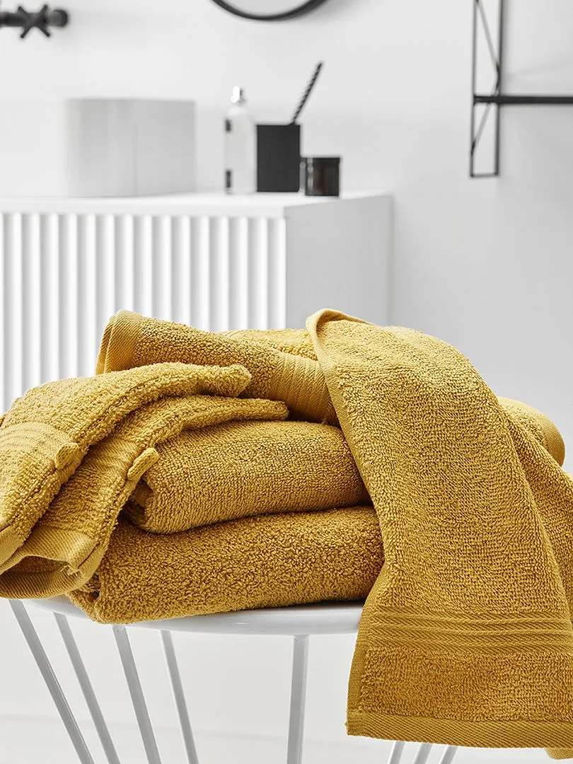 TOALLA DE BAñO 70 X 130 CM  AMARILLO
