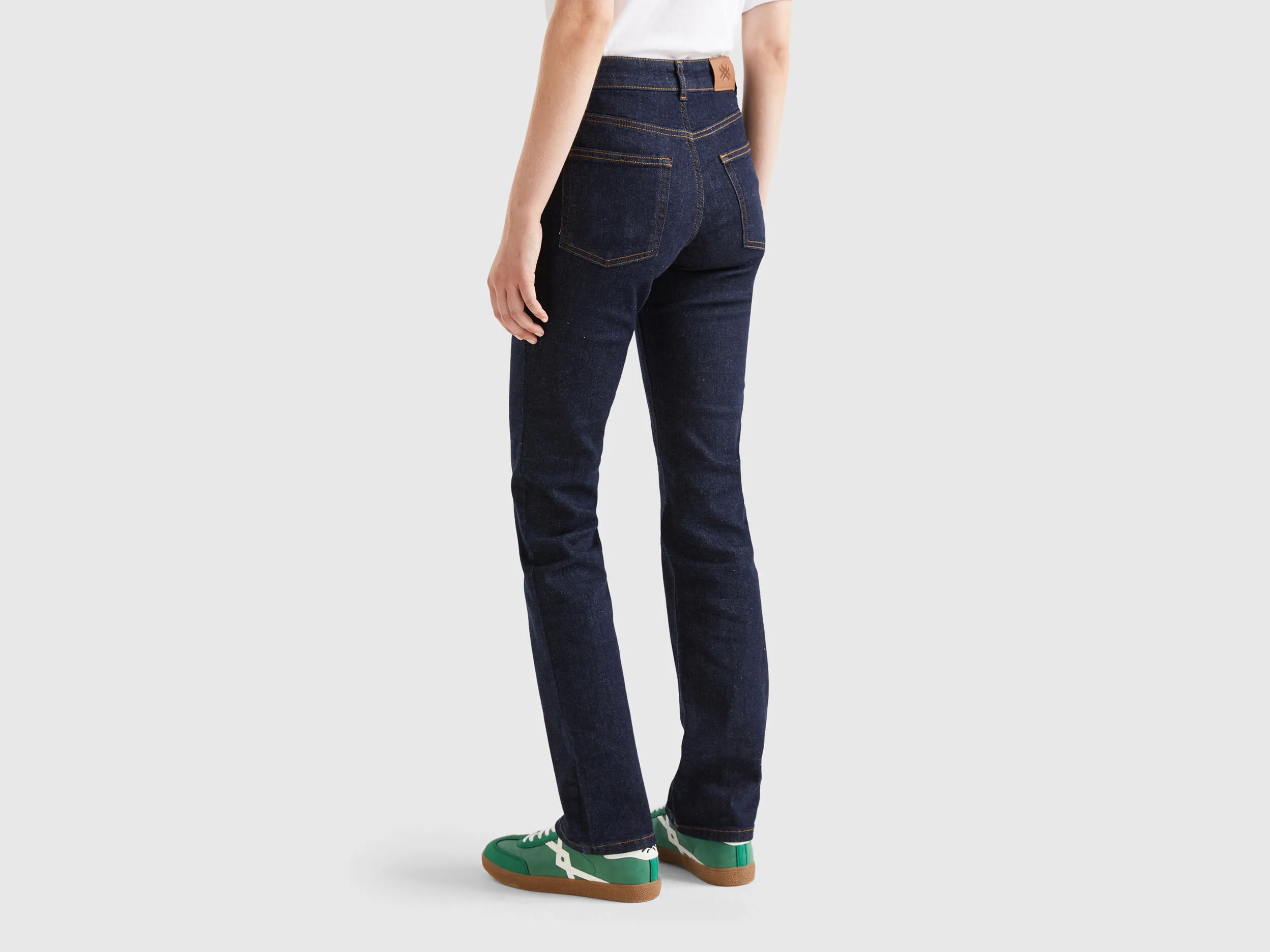 Vaqueros bootcut con cinco bolsillos