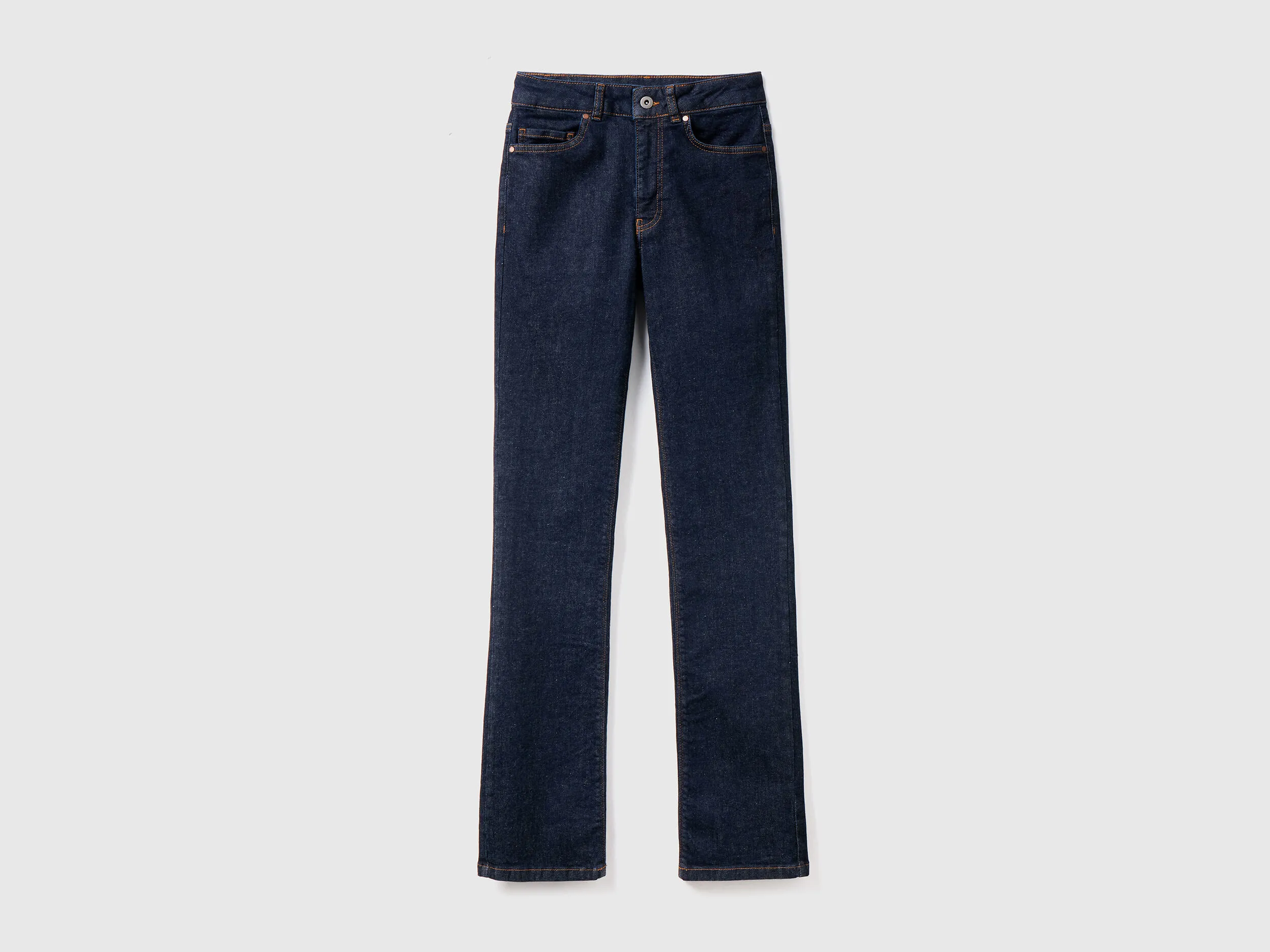 Vaqueros bootcut con cinco bolsillos