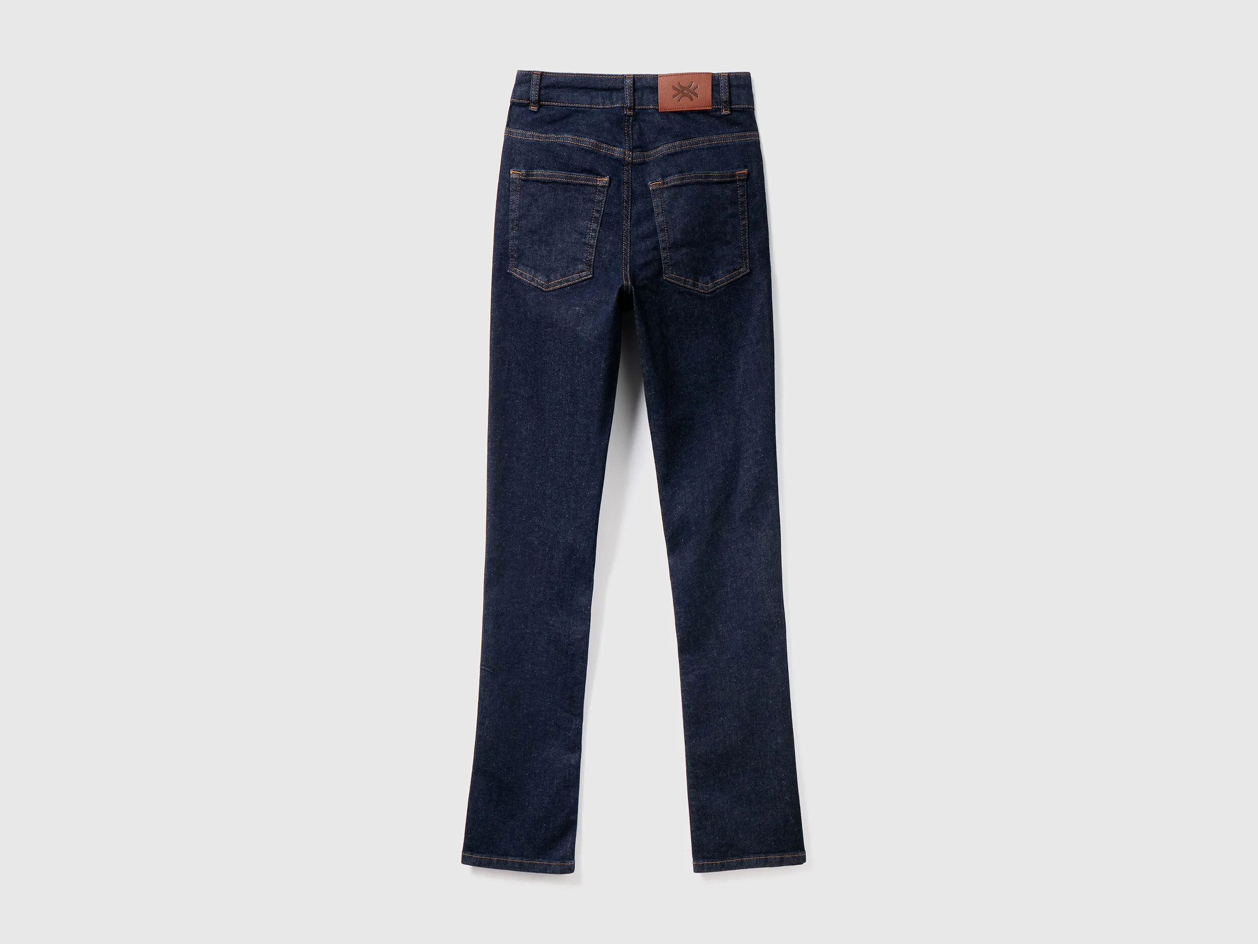 Vaqueros bootcut con cinco bolsillos