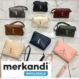 Venta al por mayor de bolsos de mujer en una variedad de colores y modelos que se adaptan a tus necesidades