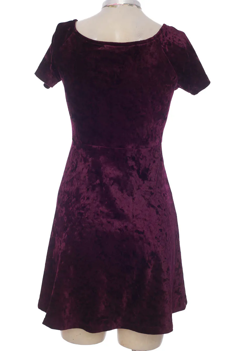 VESTIDO / ENTERIZO COLOR MORADO  FOREVER 21