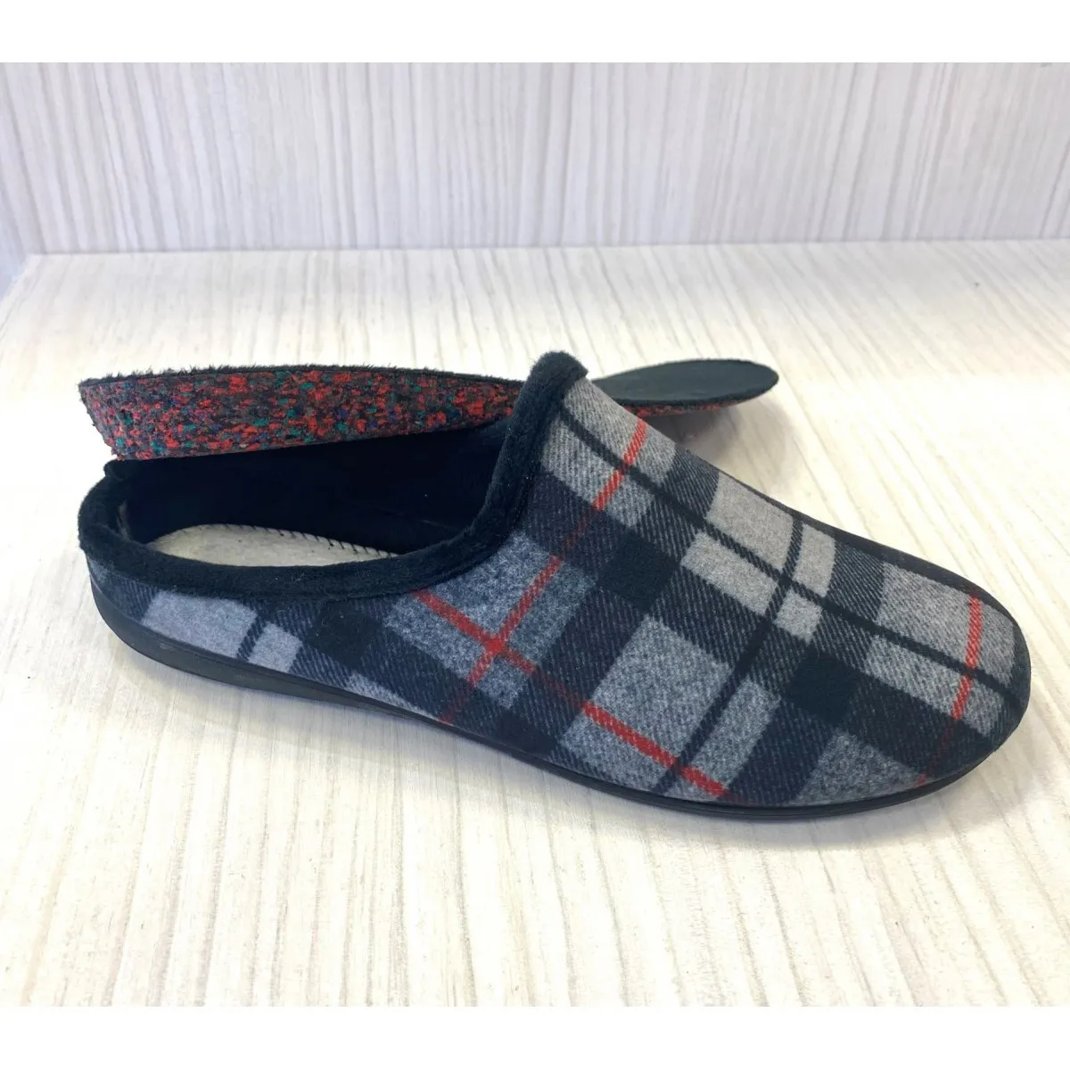 Zapatilla Biorelax hombre casa con plantilla extraíble rebajas talla 40 y 43 Bio13580