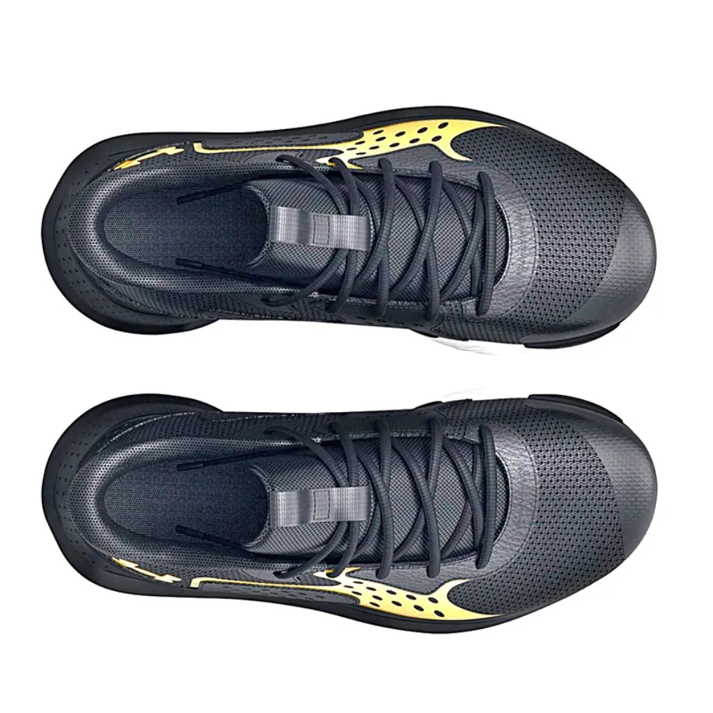 ZAPATILLAS UNDER ARMOUR GS JET 23 NEGRO DORADO 3026635002