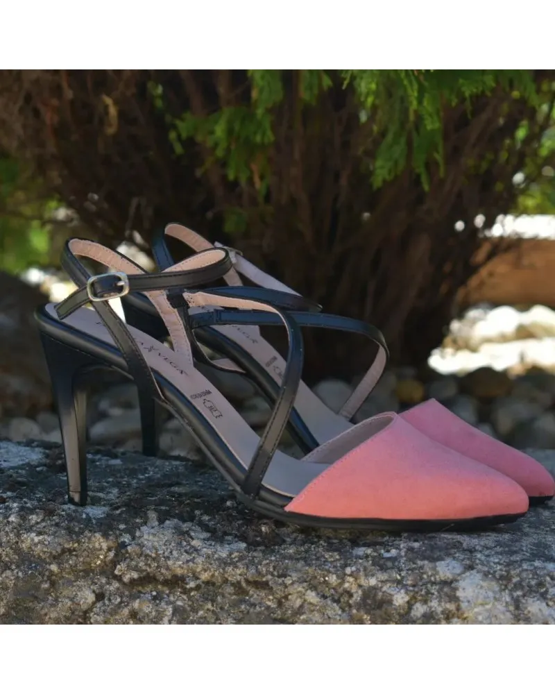 Zapato destalonado tacón alto