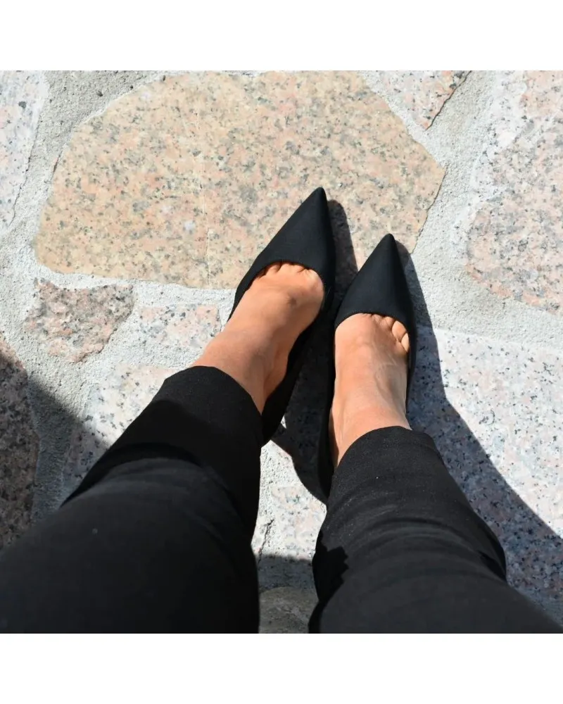 Zapato salón NEGRO DANIELA VEGA TACÓN BAJO 2204
