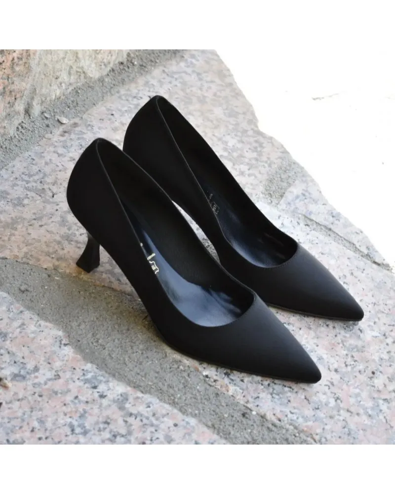 Zapato salón NEGRO DANIELA VEGA TACÓN BAJO 2204