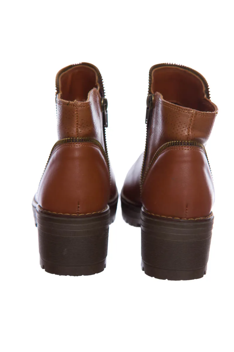 ZAPATOS COLOR CAFé  AQUILES