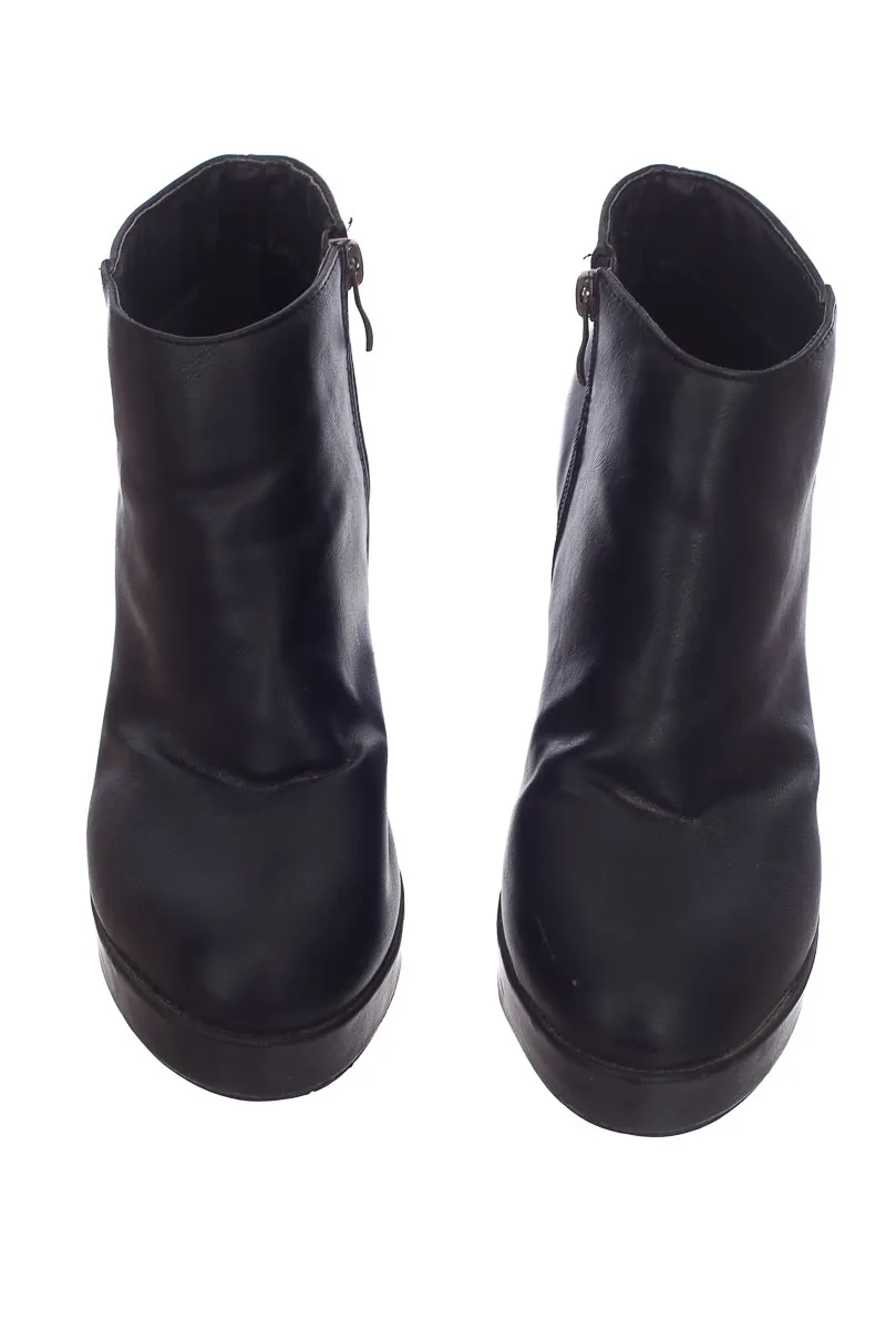 ZAPATOS COLOR NEGRO  BASEMENT