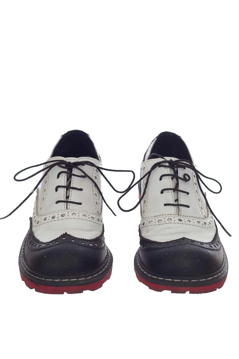 ZAPATOS COLOR NEGRO  BENDITA SEAS