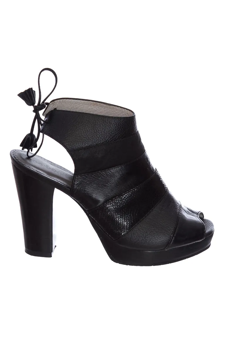 ZAPATOS COLOR NEGRO  BON BONITE