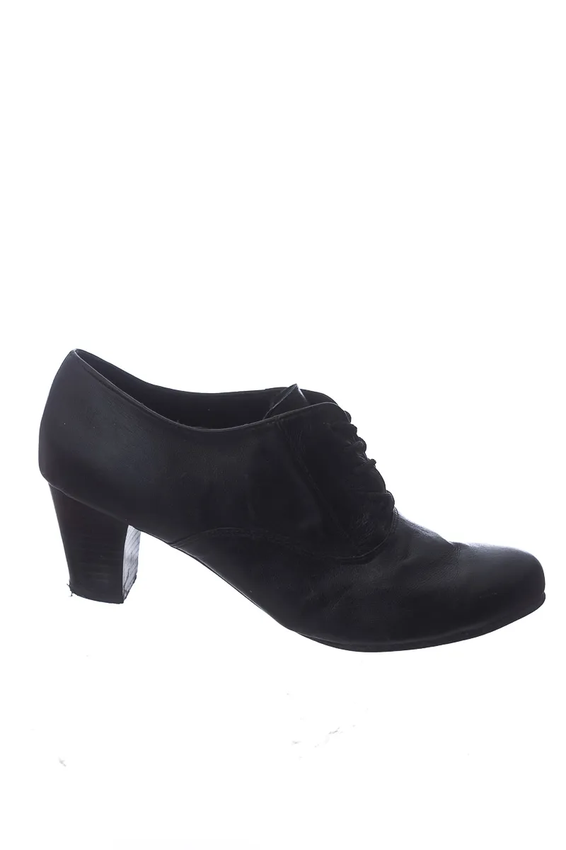ZAPATOS COLOR NEGRO  CLOSEANDO