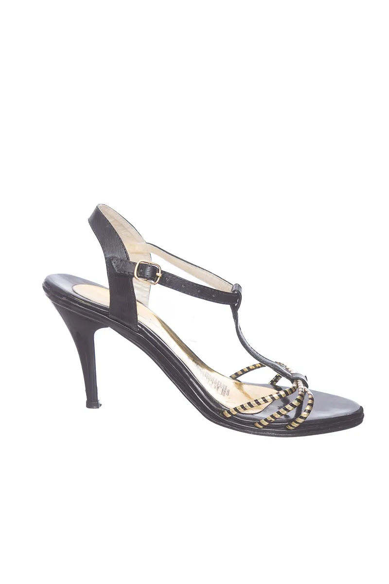 ZAPATOS COLOR NEGRO  LINET
