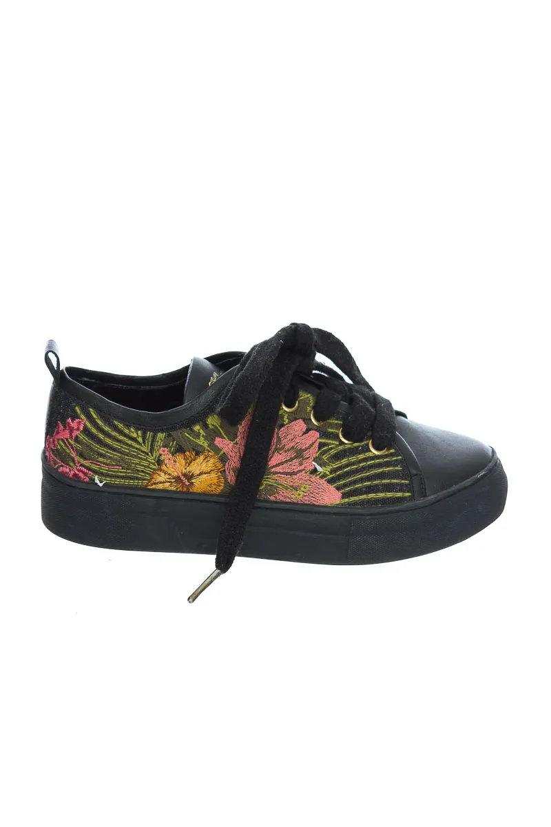 ZAPATOS COLOR NEGRO  VéLEZ