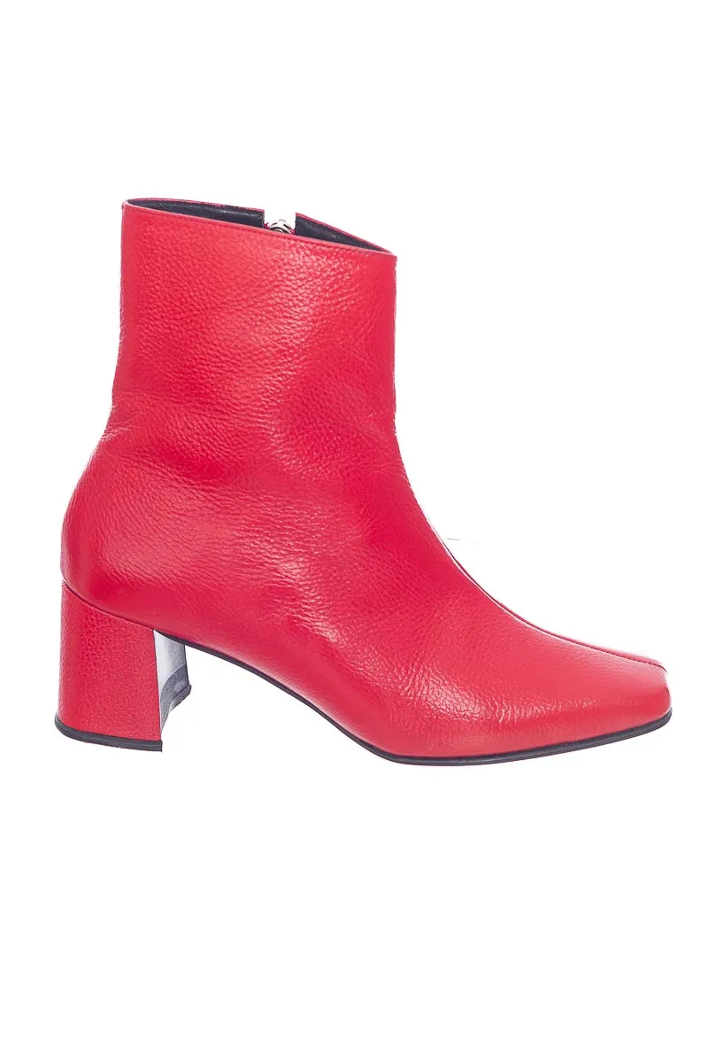 ZAPATOS COLOR ROJO  CLOSEANDO