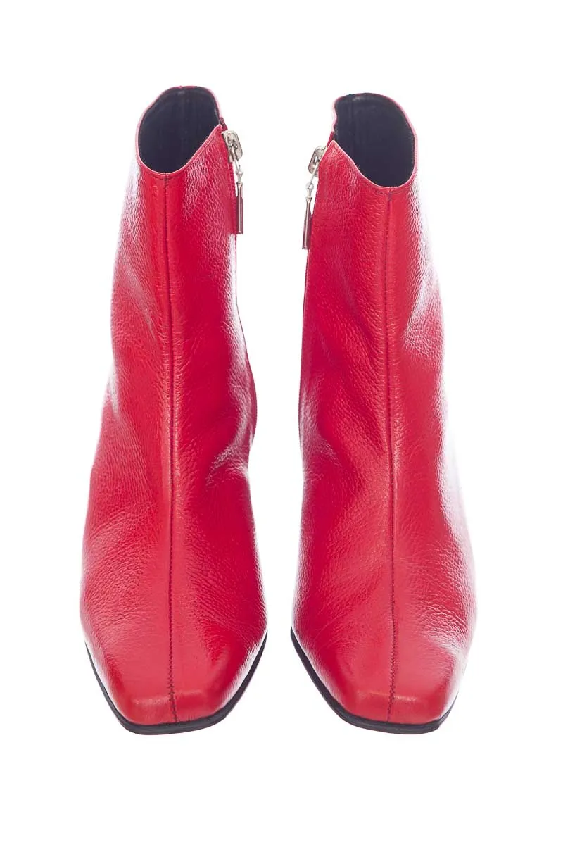 ZAPATOS COLOR ROJO  CLOSEANDO