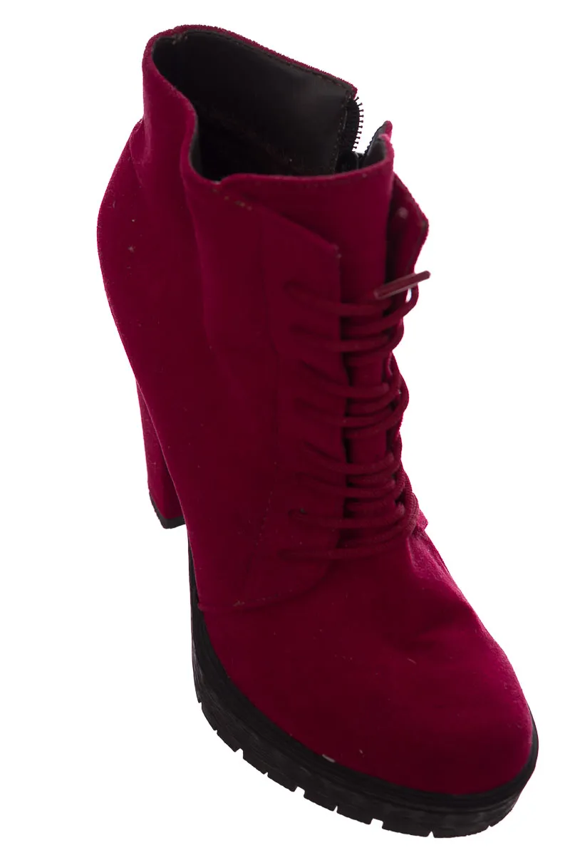 ZAPATOS COLOR VINOTINTO  CLOSEANDO