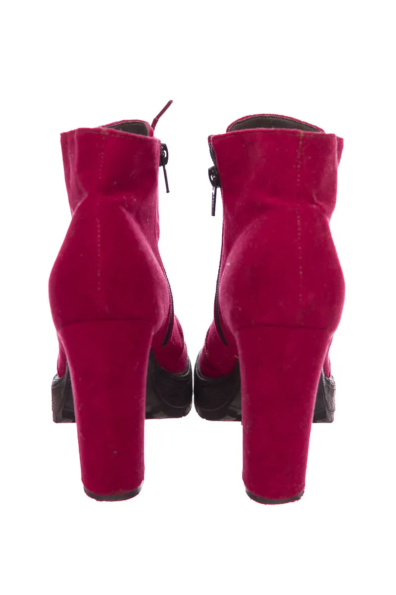 ZAPATOS COLOR VINOTINTO  CLOSEANDO