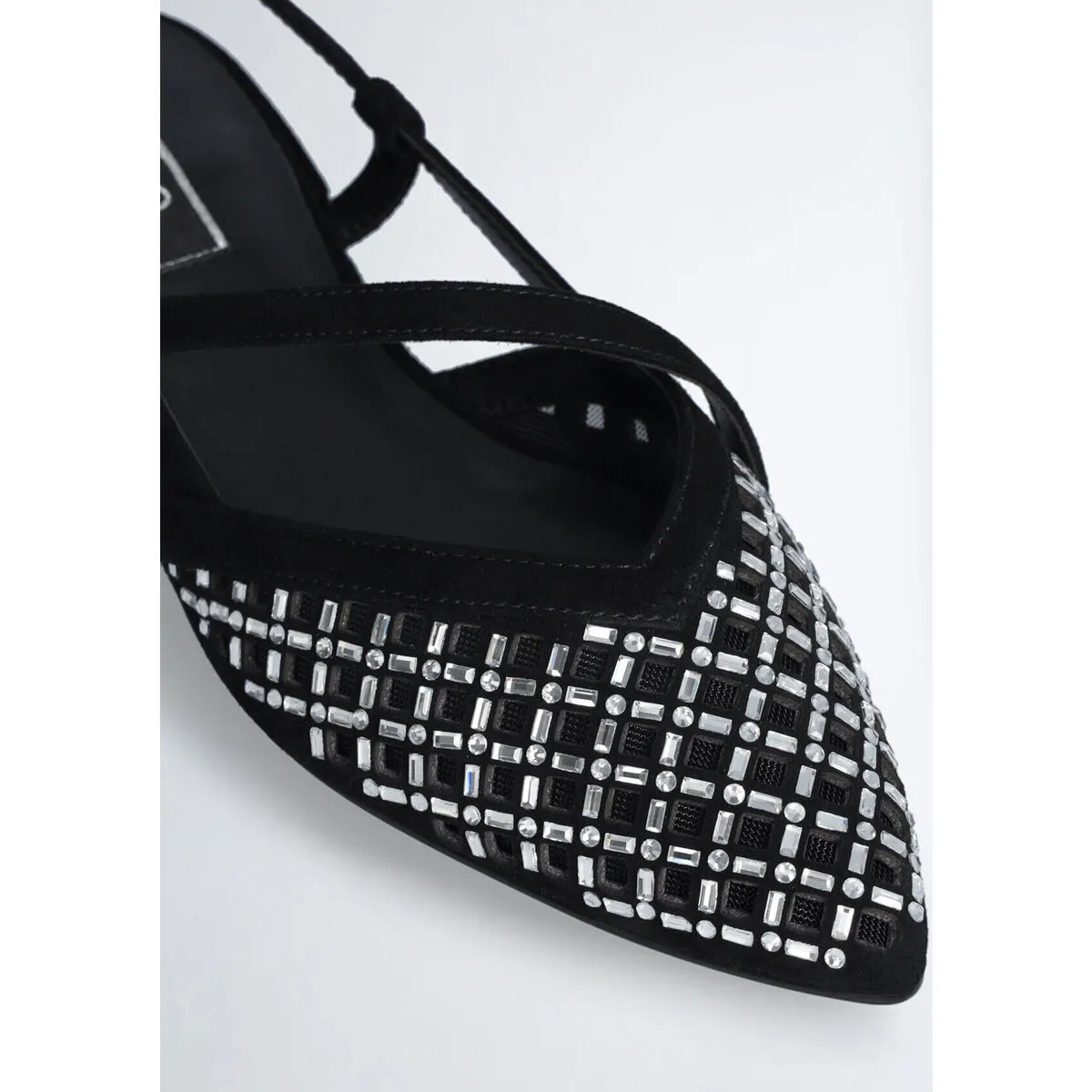 Zapatos destalonados con strass